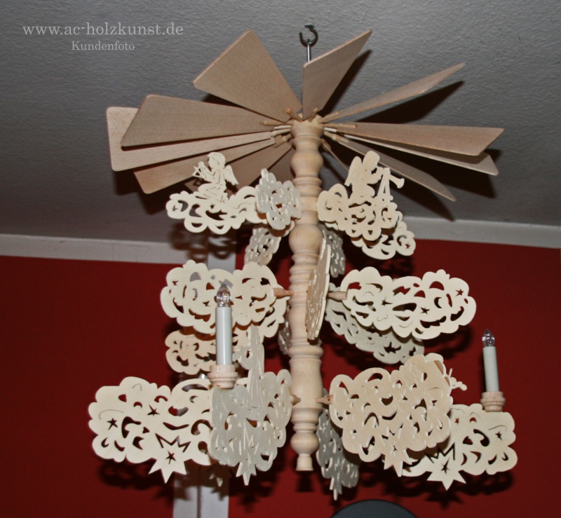 Laubsägearbeit Hängepyramide