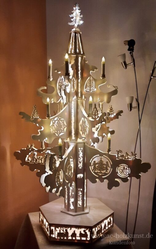 Laubsägearbeit Großer Weihnachtsbaum mit Sockel