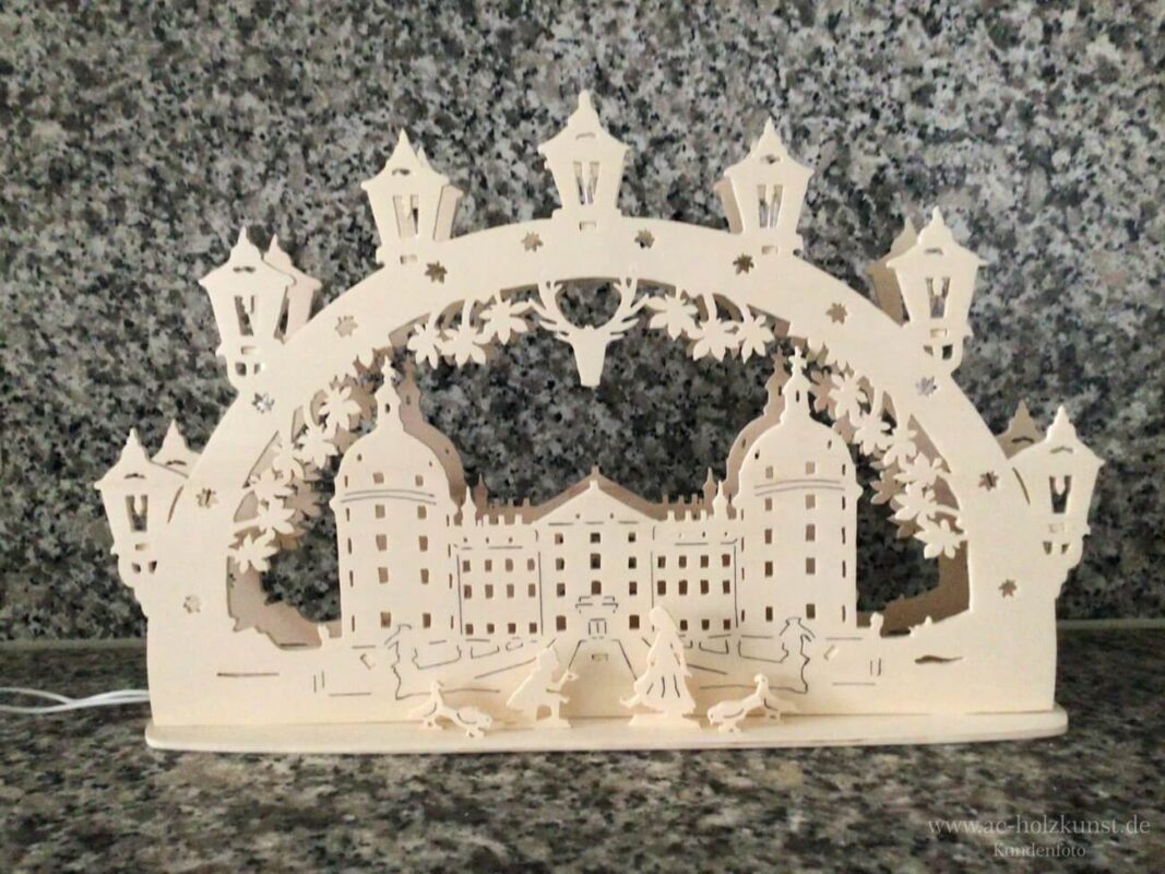 laubsaegearbeit schwibbogen aschenputtel schloss moritzburg 0